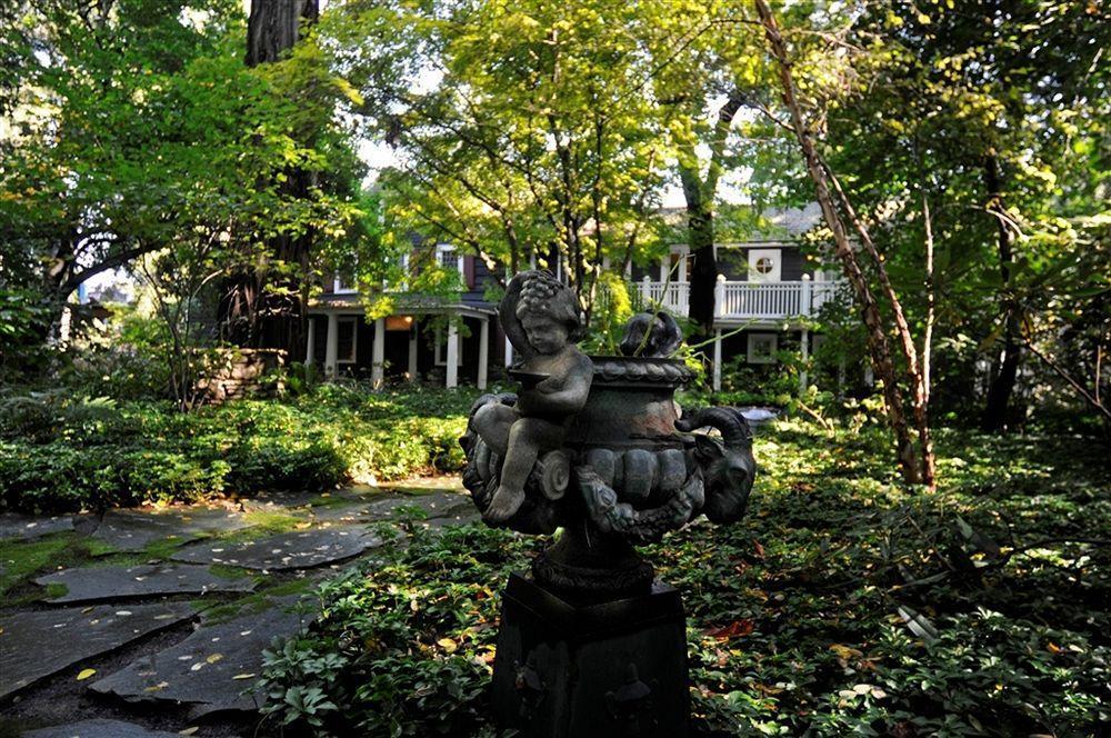 Buttermilk Falls Inn & Spa Milton Екстериор снимка