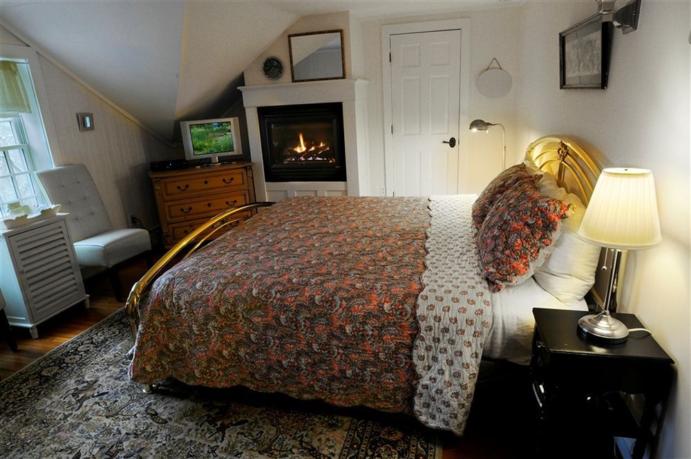 Buttermilk Falls Inn & Spa Milton Екстериор снимка